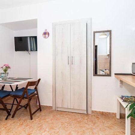 Studio Apartman Djakovic แฮร์เซ็ก-โนวี ภายนอก รูปภาพ